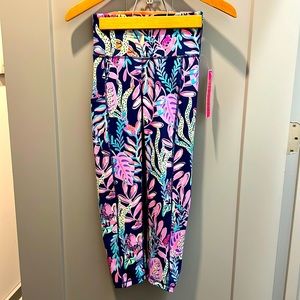NWT Weekender High Rise Cropped Leggings